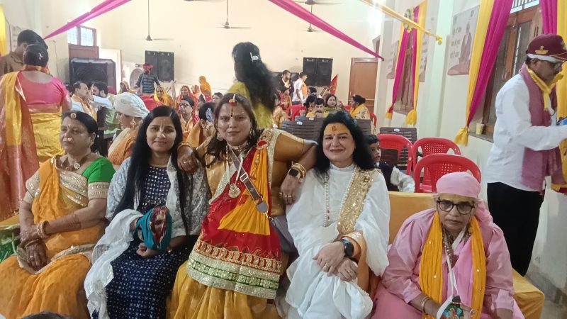 भव्य कलश यात्रा के साथ श्रीमद्भागवत कथा का शुभारंभ 22 से 28 जुलाई तक चलेगा आयोजन